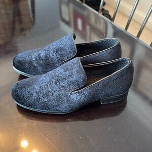 🪺Robert David, black embossed fabric slip on loafer style boys dress shoes